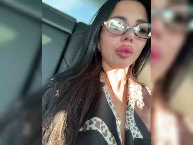 KatrinaMoreno webcam