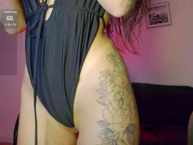 live voyeur web cam KatrinMoreno