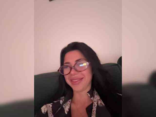 KatrinaMoreno webcam