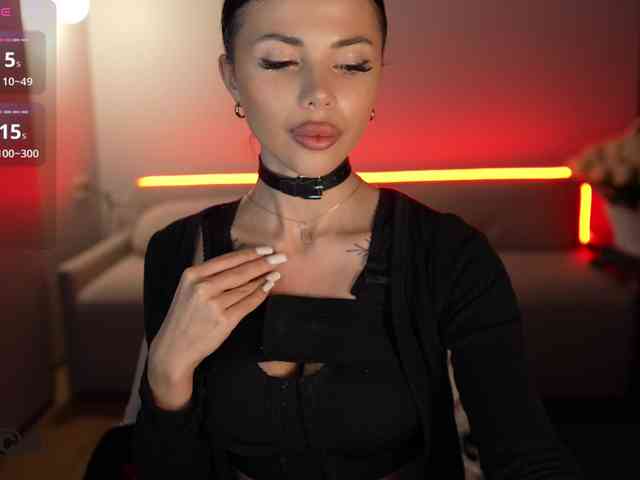 KatrinaMoreno webcam