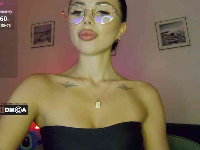 KatrinaMoreno webcam