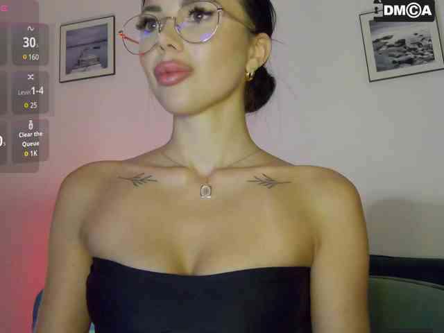 KatrinaMoreno webcam