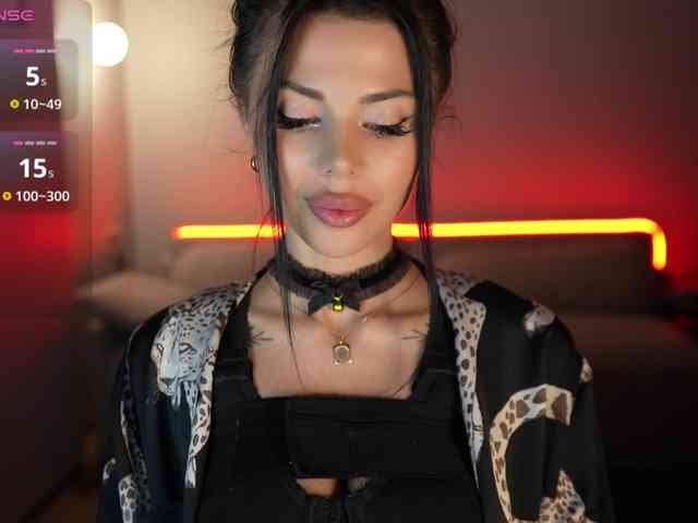 KatrinaMoreno webcam