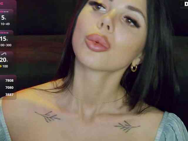 KatrinaMoreno webcam