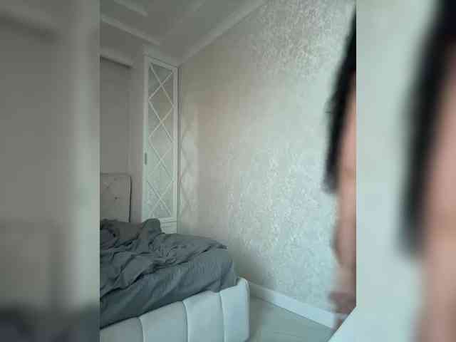 KatrinaMoreno webcam