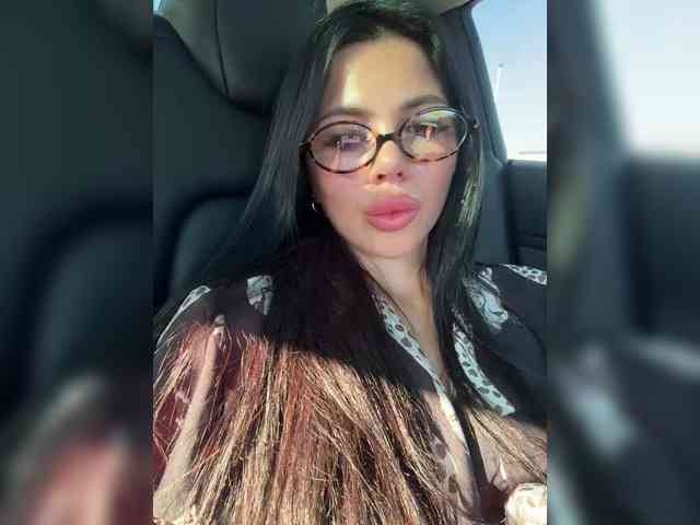 KatrinaMoreno webcam