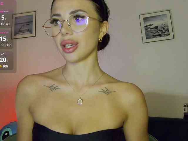 KatrinaMoreno webcam