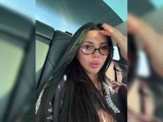 KatrinaMoreno webcam