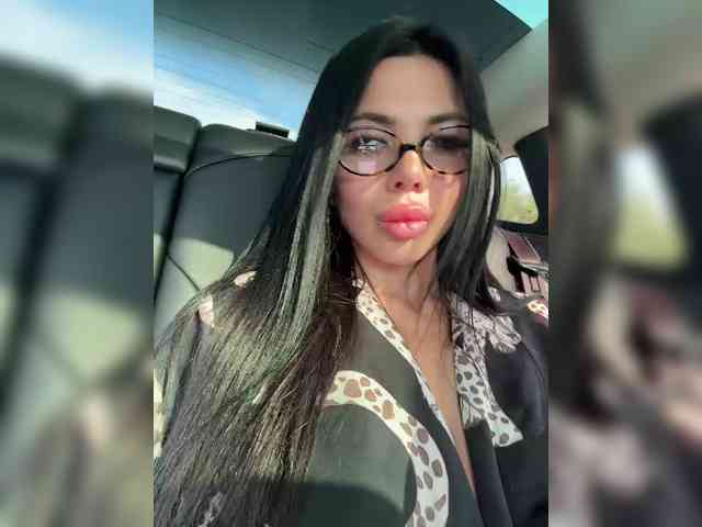 KatrinaMoreno webcam
