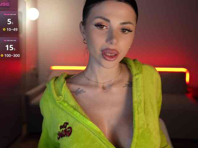 KatrinaMoreno webcam