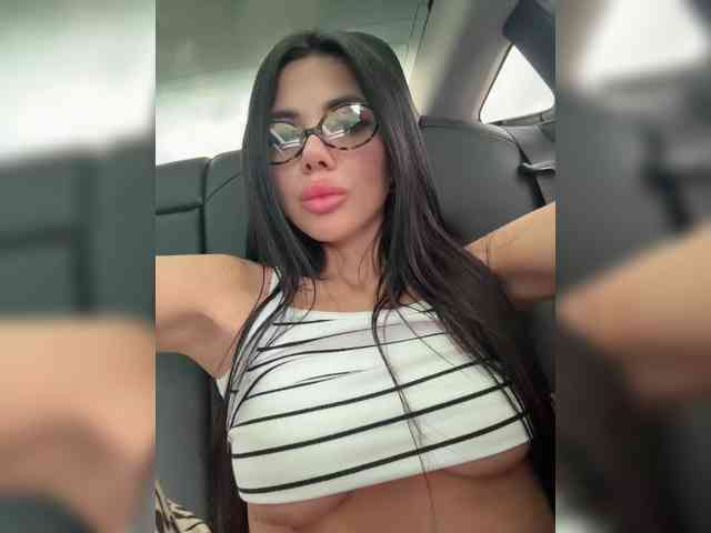 KatrinaMoreno webcam