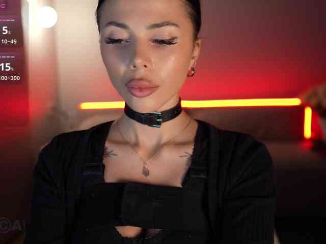 KatrinaMoreno webcam