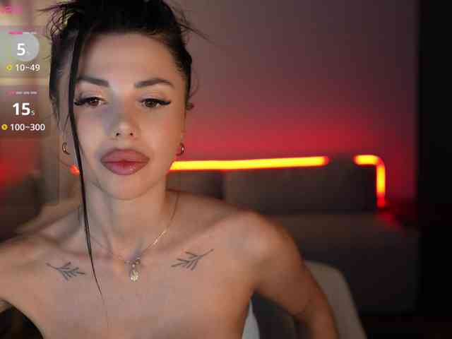 KatrinaMoreno webcam