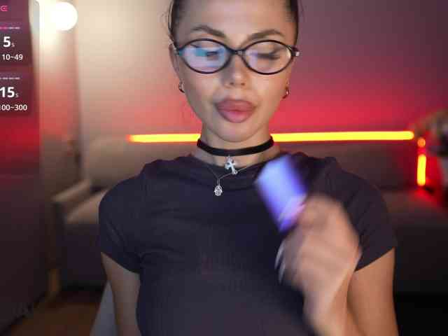 KatrinaMoreno webcam