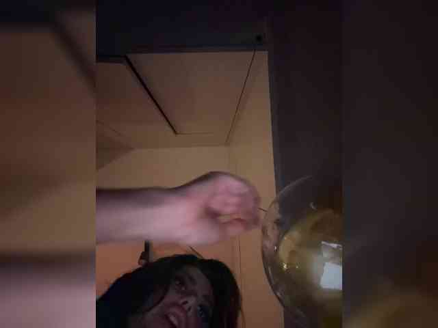 KatrinaMoreno webcam