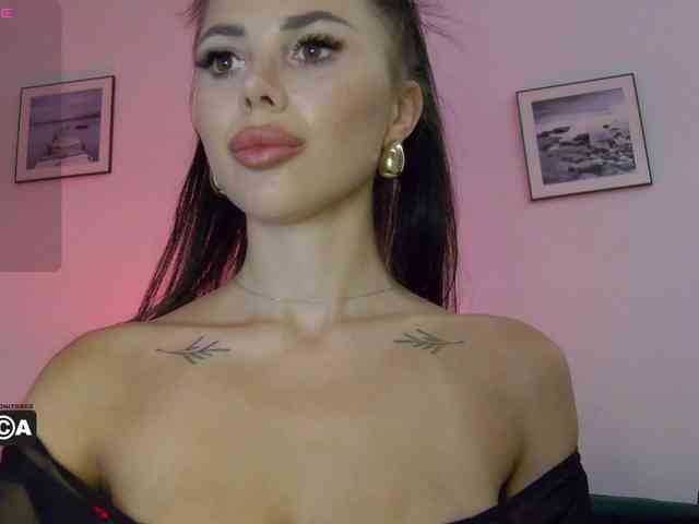 KatrinaMoreno webcam