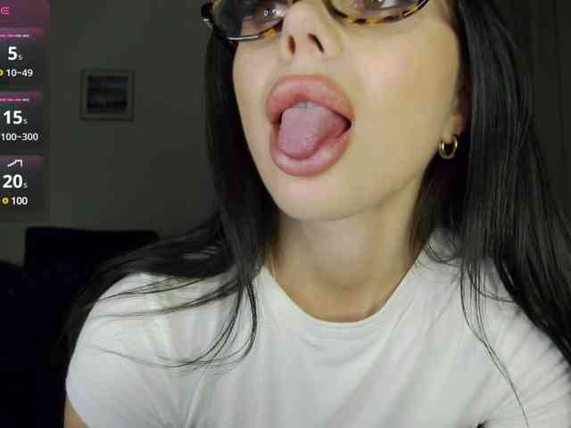 KatrinaMoreno webcam
