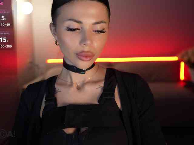 KatrinaMoreno webcam