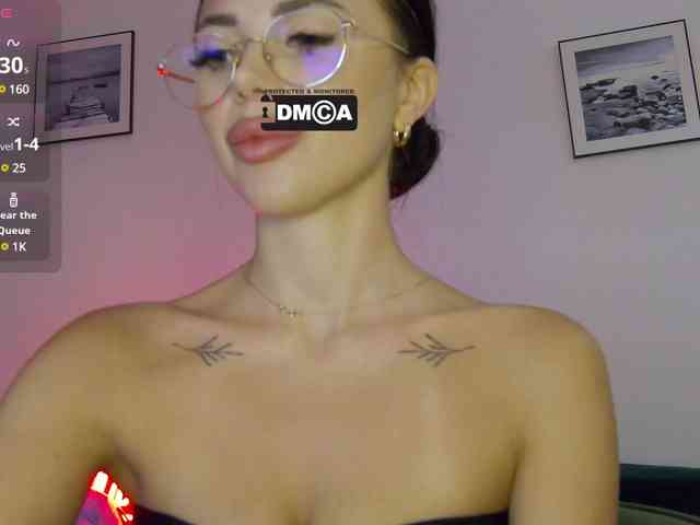 KatrinaMoreno webcam