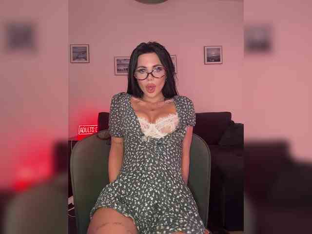 KatrinaMoreno webcam