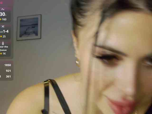 KatrinaMoreno webcam