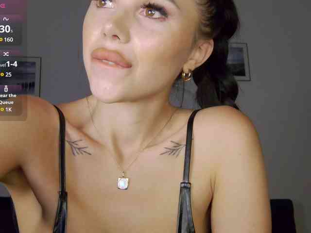 KatrinaMoreno webcam