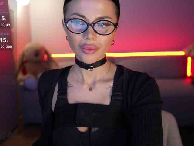 KatrinaMoreno webcam