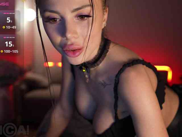 KatrinaMoreno webcam