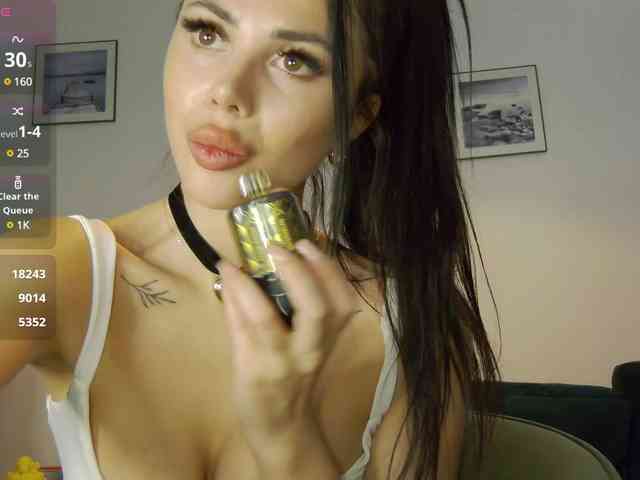 KatrinaMoreno webcam
