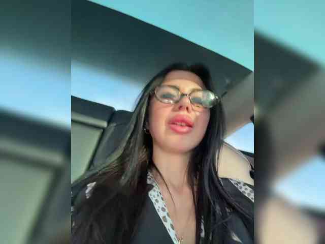 KatrinaMoreno webcam