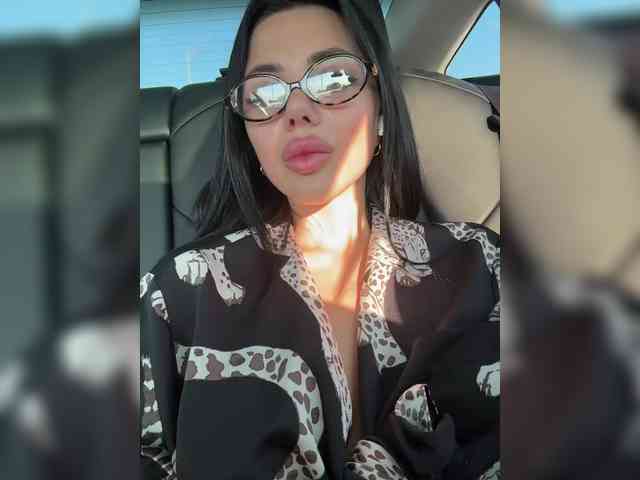 KatrinaMoreno webcam