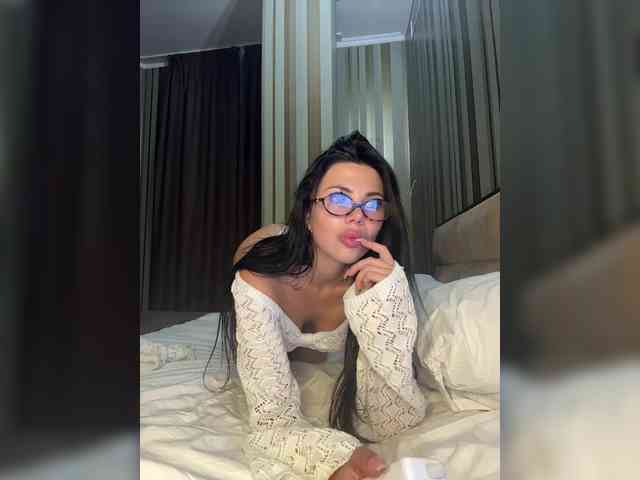 KatrinaMoreno webcam
