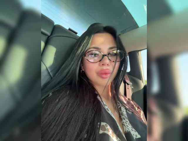 KatrinaMoreno webcam