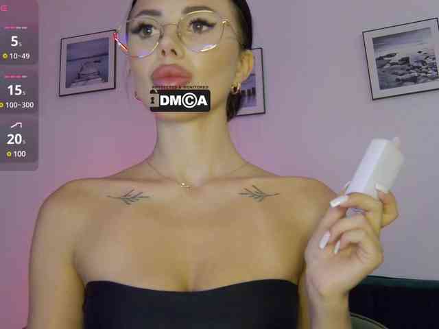 KatrinaMoreno webcam