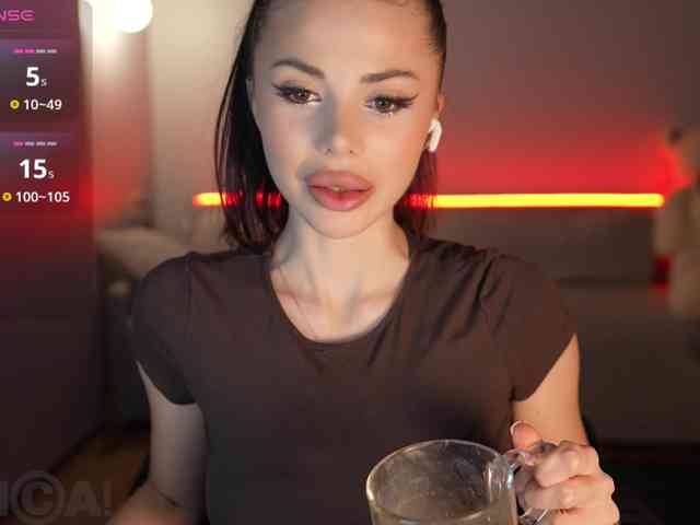 KatrinaMoreno webcam