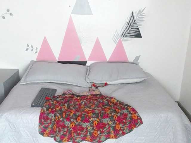 CamiilaReyes Live Cam on BongaCams