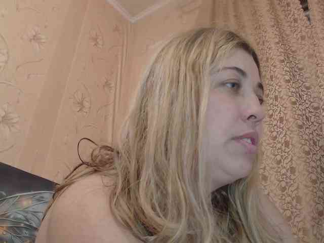 Kristina13 webcam