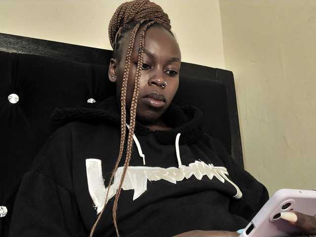 Sexyivy's BongaCams show and profile