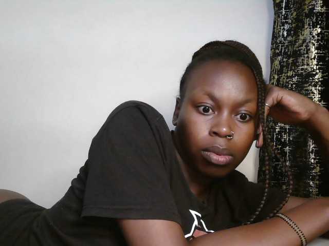 Sexyivy's BongaCams show and profile