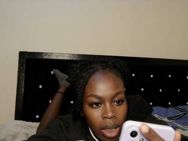 Sexyivy's BongaCams show and profile