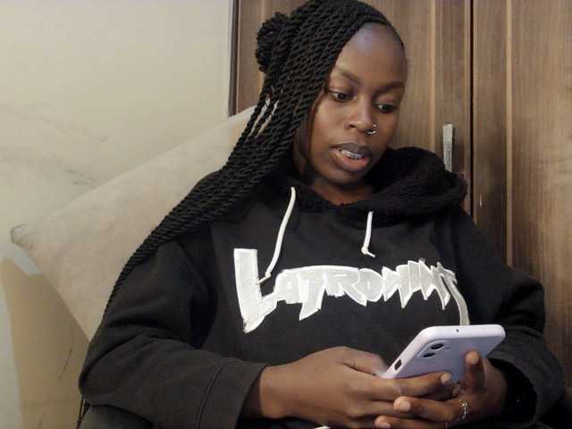 Sexyivy's BongaCams show and profile