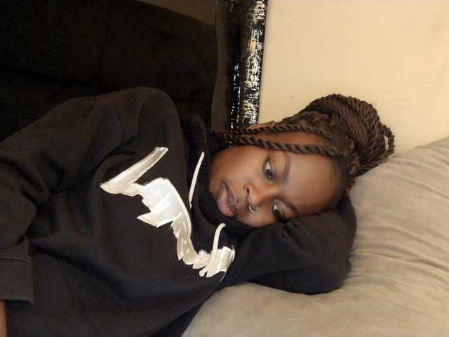 Sexyivy's BongaCams show and profile