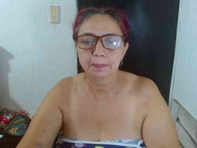 LorenaTits webcam