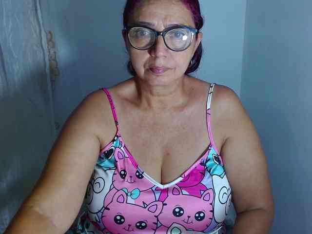 LorenaTits webcam