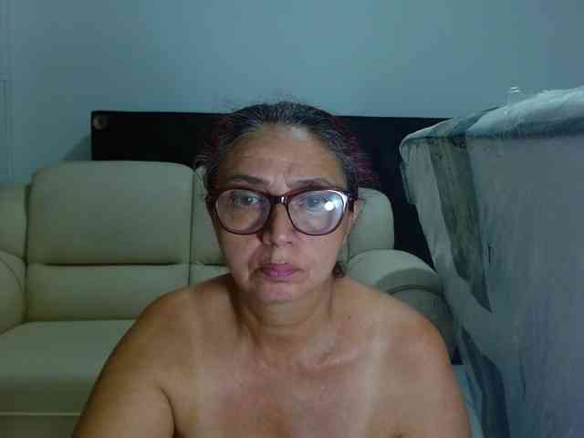 LorenaTits webcam