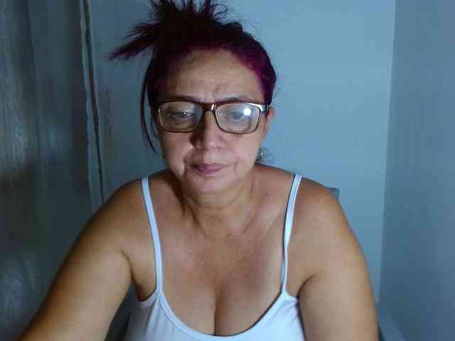 LorenaTits webcam