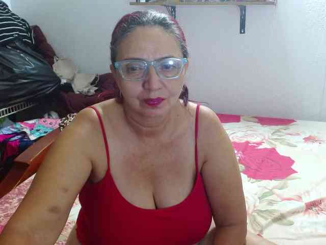 LorenaTits webcam