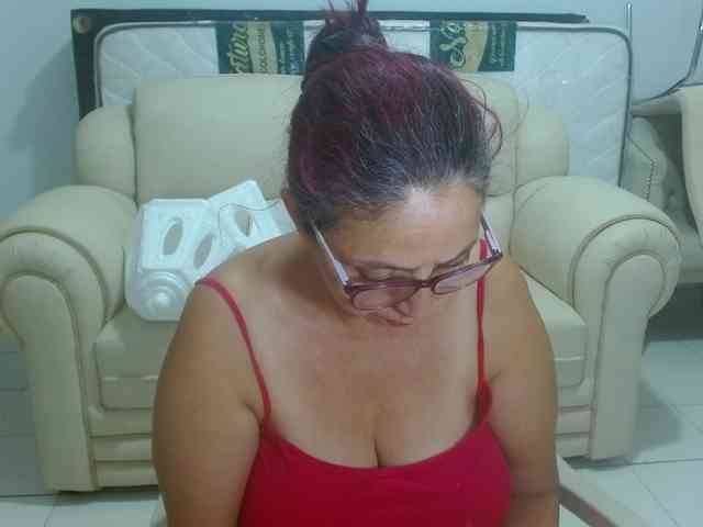 LorenaTits webcam