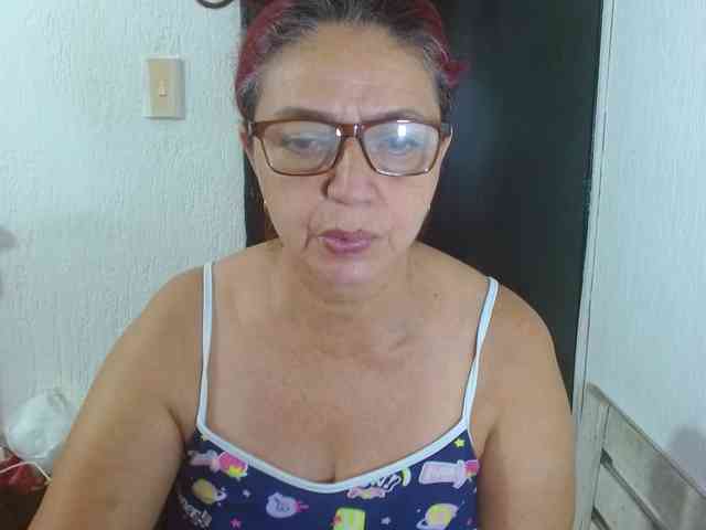 LorenaTits webcam