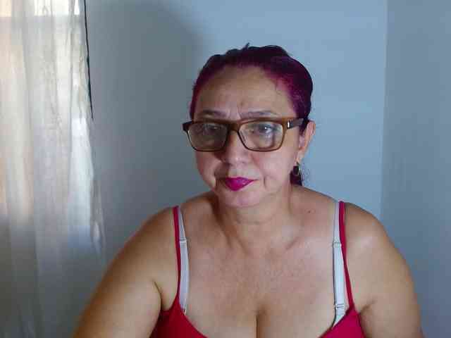 LorenaTits webcam